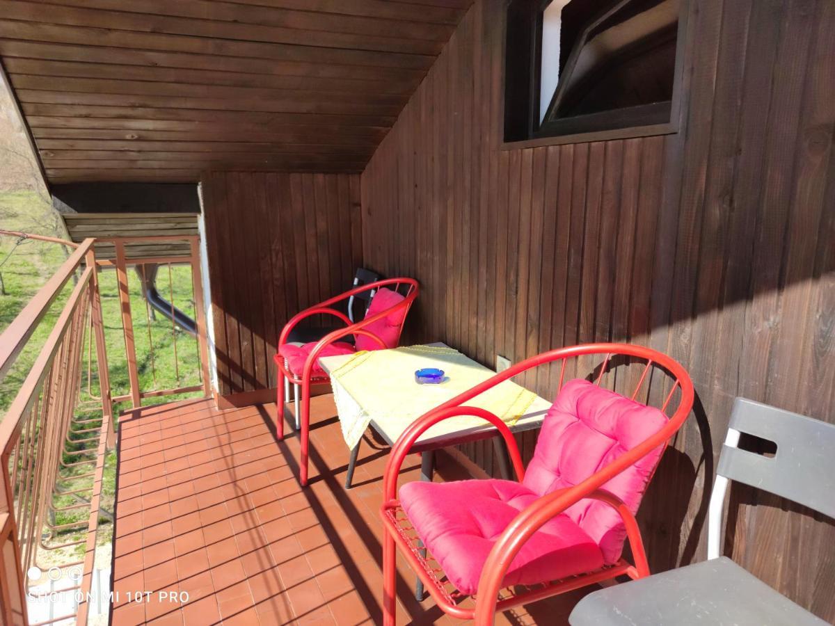 Horizont Apartmans ヤイツェ エクステリア 写真