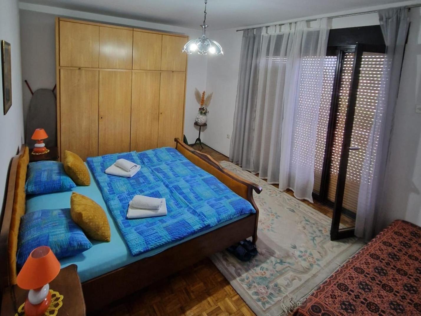 Horizont Apartmans ヤイツェ エクステリア 写真
